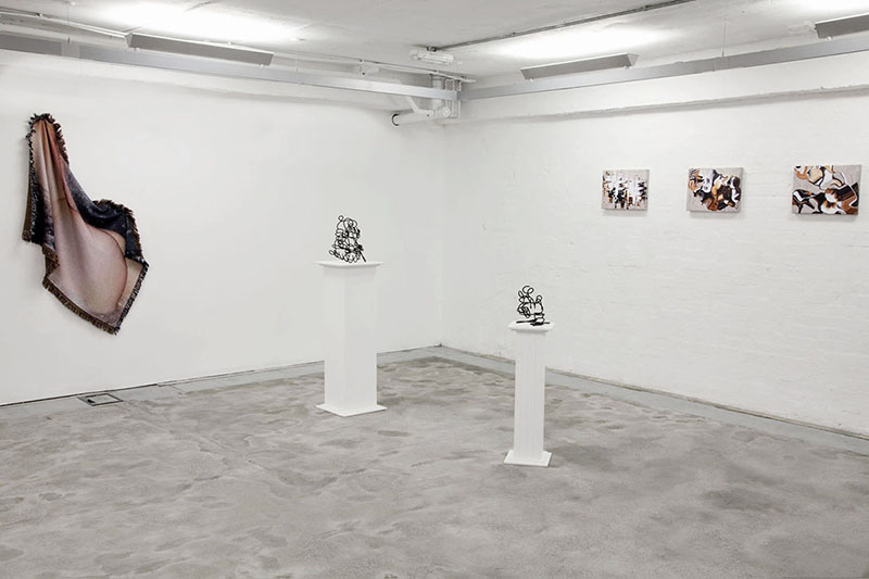 kate steciw live laugh love installation