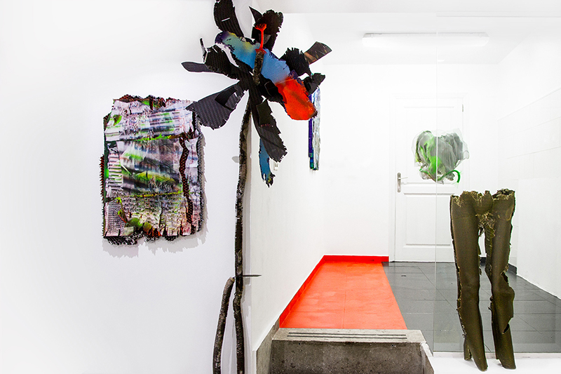 kate steciw live laugh love installation